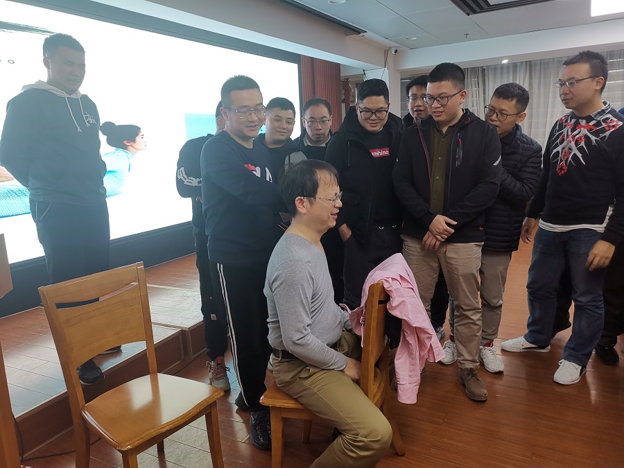 图三:职业病预防课间互动.jpg