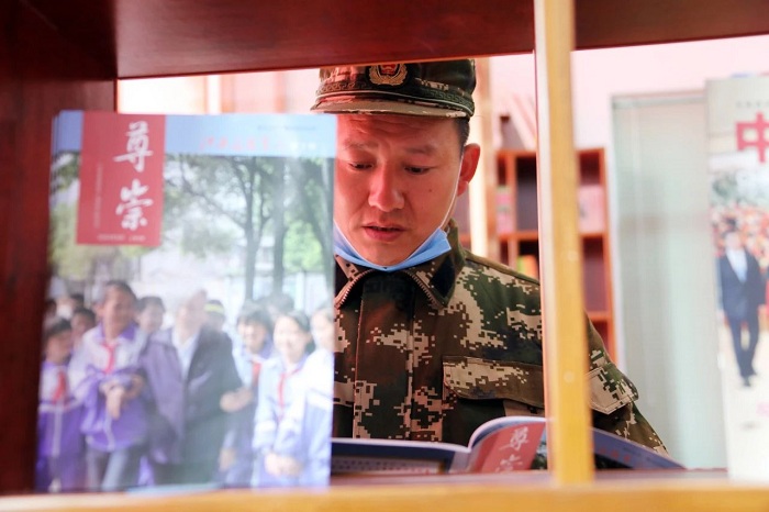 退役军人创办图书馆3.jpg