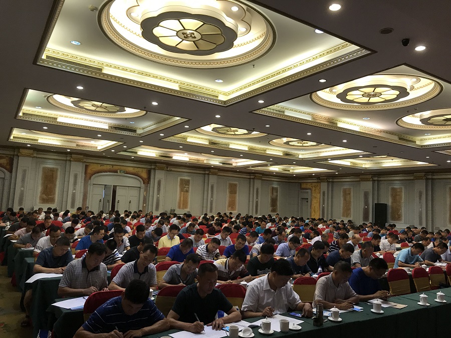 结业考试,自觉检验学习成效.jpg
