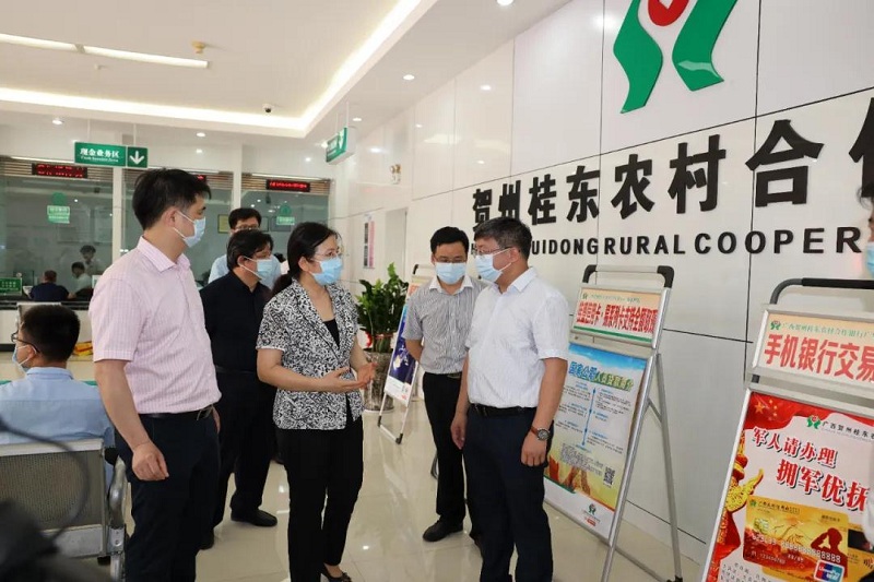 金融服务绿色通道启动仪式2.jpg